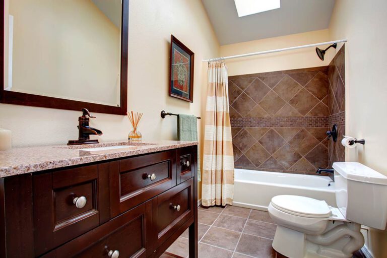 Elevating Custom Bathroom Design: 5 Expert Tips